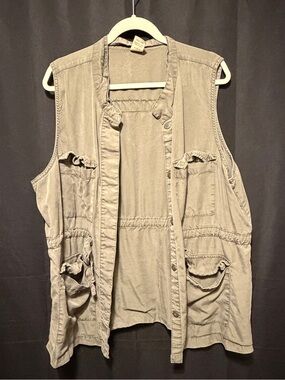 Faded Glory Olive Green Utility Vest